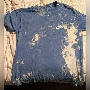 Men’s Nike tie-dyed tshirt - size L